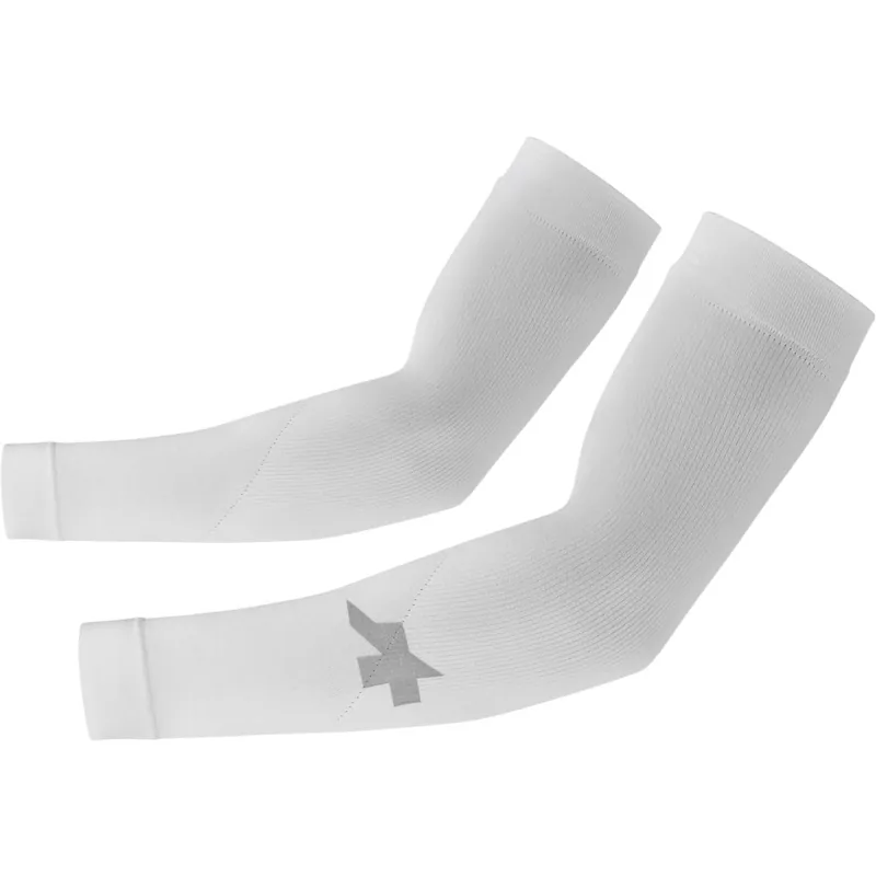 Schneller Versand Assos P1 Summer UV Armlinge - white series