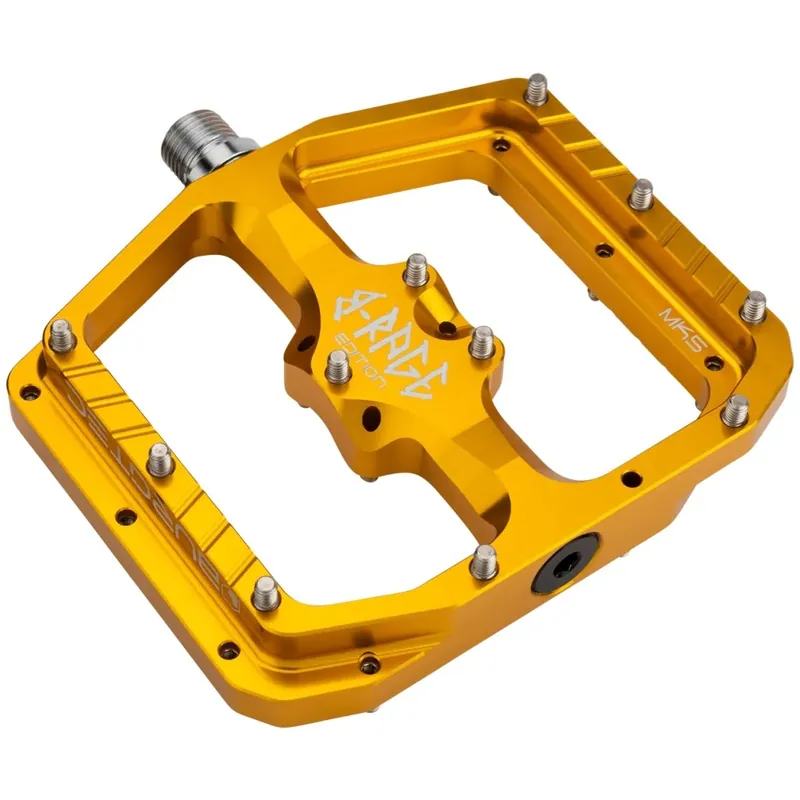 Günstig Burgtec Penthouse Flat MK5 Pedale - B-Rage Edition - Burgtec Bullion Gold