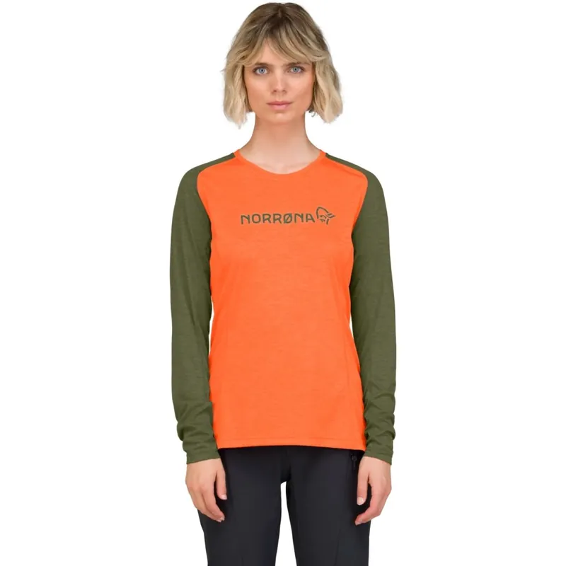 Norrona fjørå equaliser lightweight Langarmshirt Damen - Orange Alert Echt