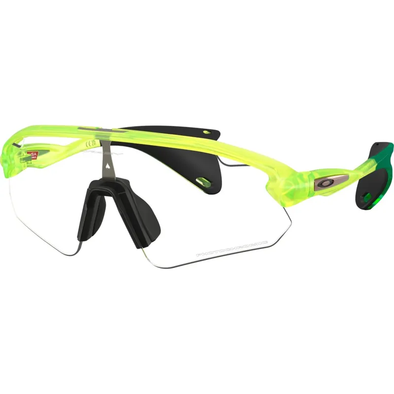 Letzte Chance Oakley Stunt Devil A Brille - Photochromic - Matte Uranium/Clear to Black Iridium - OO9525-0437
