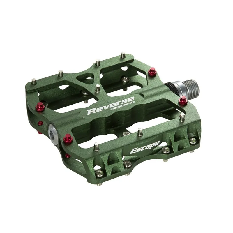 Must-Have Reverse Components Escape Pedal - grün