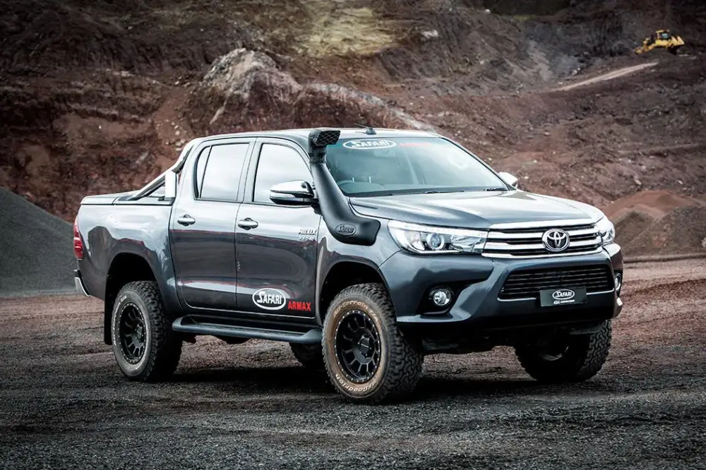 Safari Snorkel ARMAX Toyota Hilux ‘16-> SS123HP, breite Kotflügel Zertifiziert