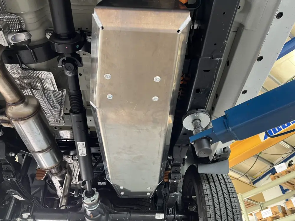 Aktuell Unterfahrschutz VW Amarok & Ford Ranger ab ‘23, Tank