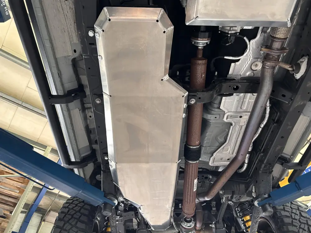 Unterfahrschutz Ford Bronco ab 21 V6 5türig, Tank Rabatt