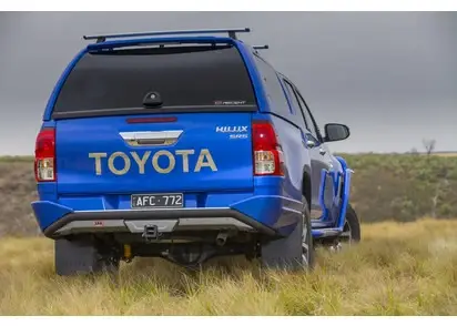 Letzte Chance ARB SUMMIT HECKSTOSSSTANGE TOYOTA HILUX REVO 16-12/20, OHNE PARKSENSOREN
